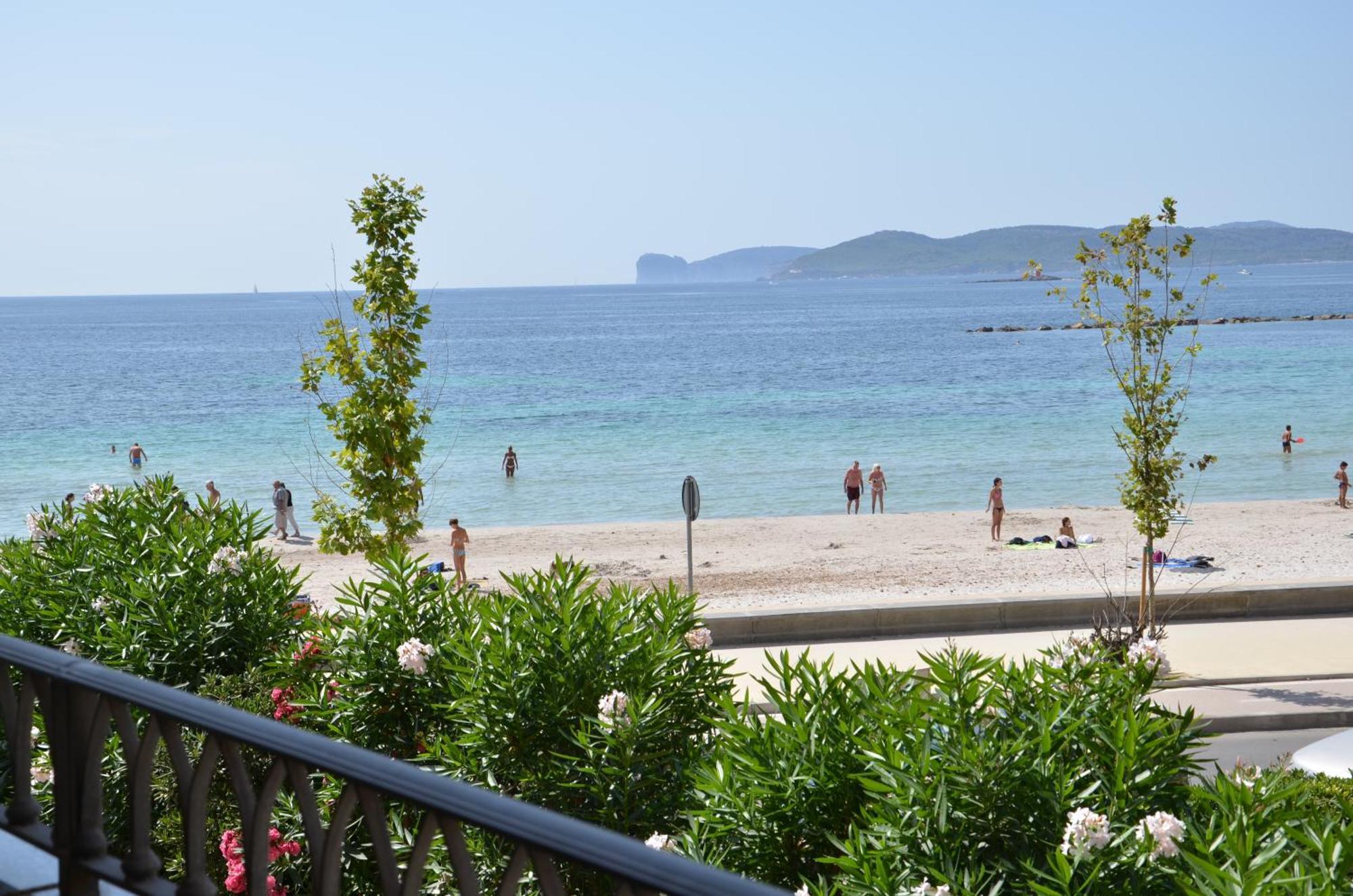 Il Mare Di Alida Apartment อาลเกโร ห้อง รูปภาพ